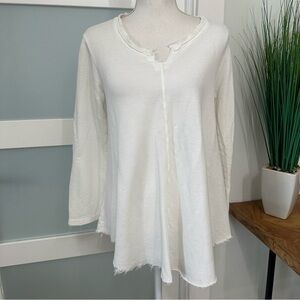 Christina Lehr Oversized Distressed V-Neck Top SZ 1 White Casual Everday Top GUC